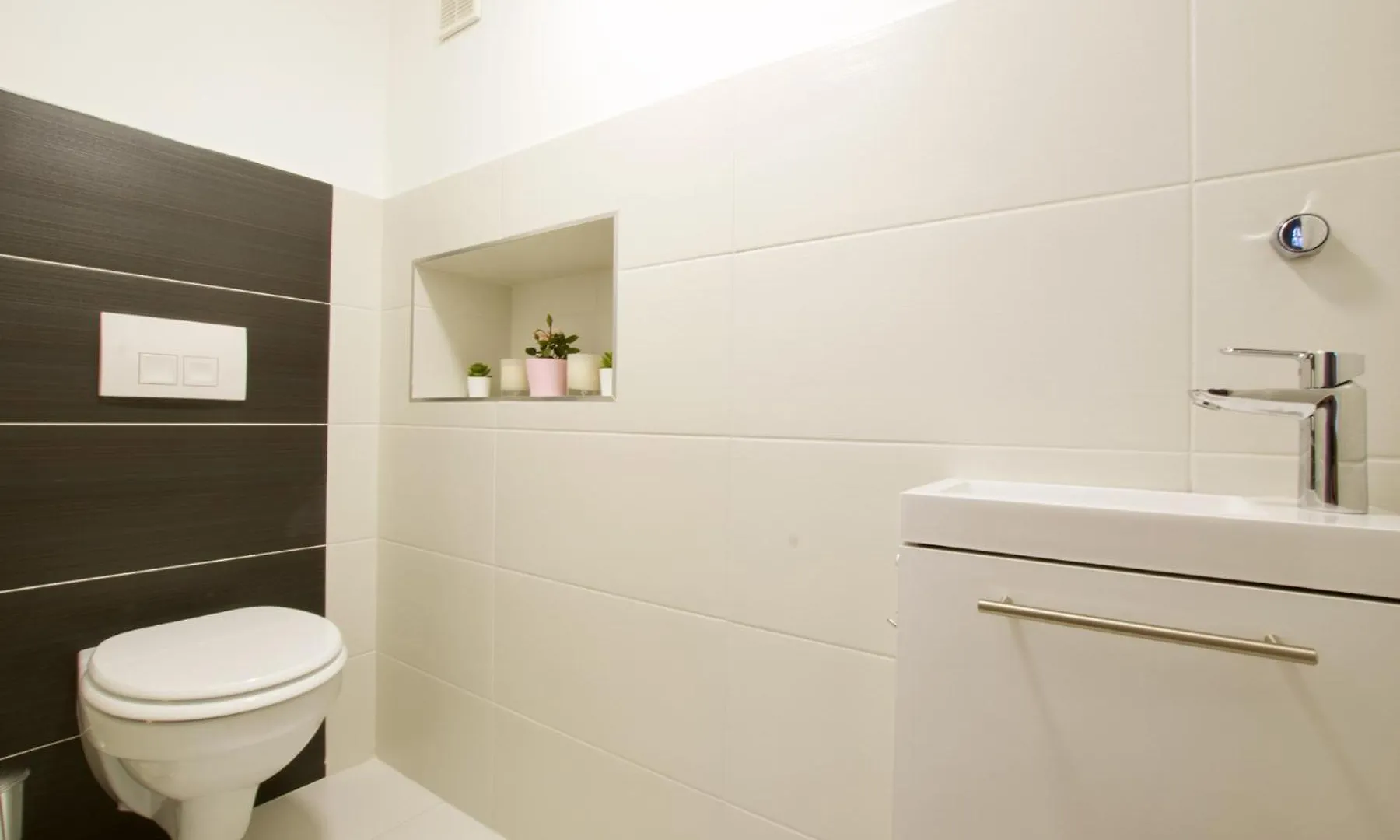 Luxury Apartment By Hi5- Best Location Budapeste