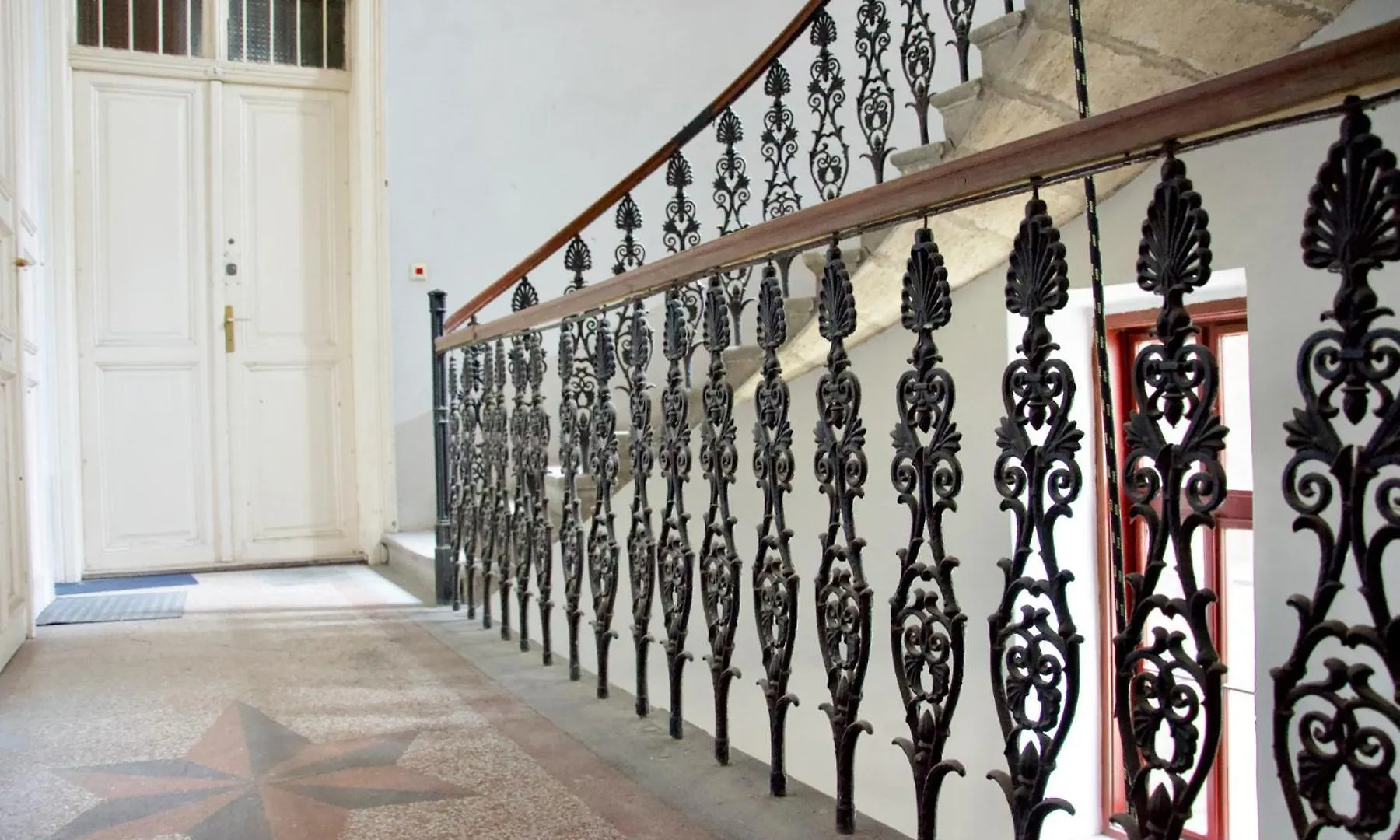 Luxury Apartment By Hi5- Best Location Budapeste